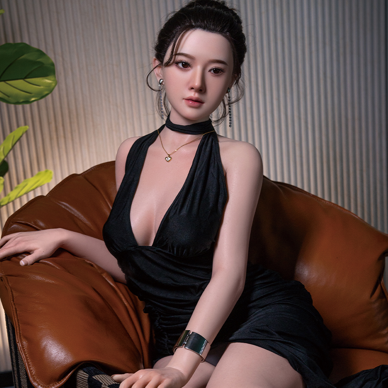 Lanxin Custom Doll - Image 3