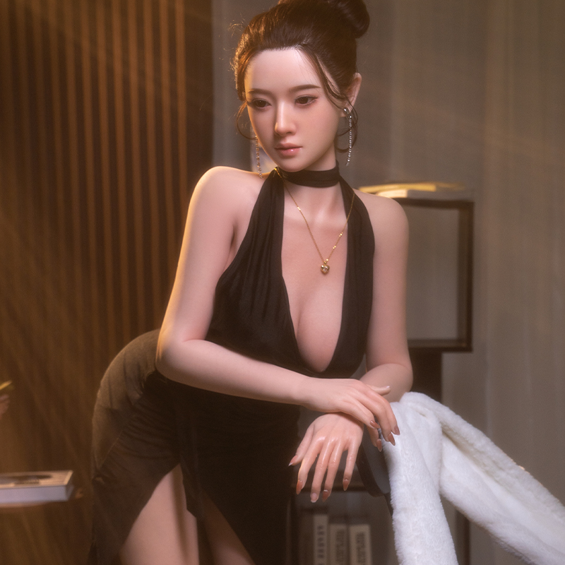 Lanxin Custom Doll - Image 4
